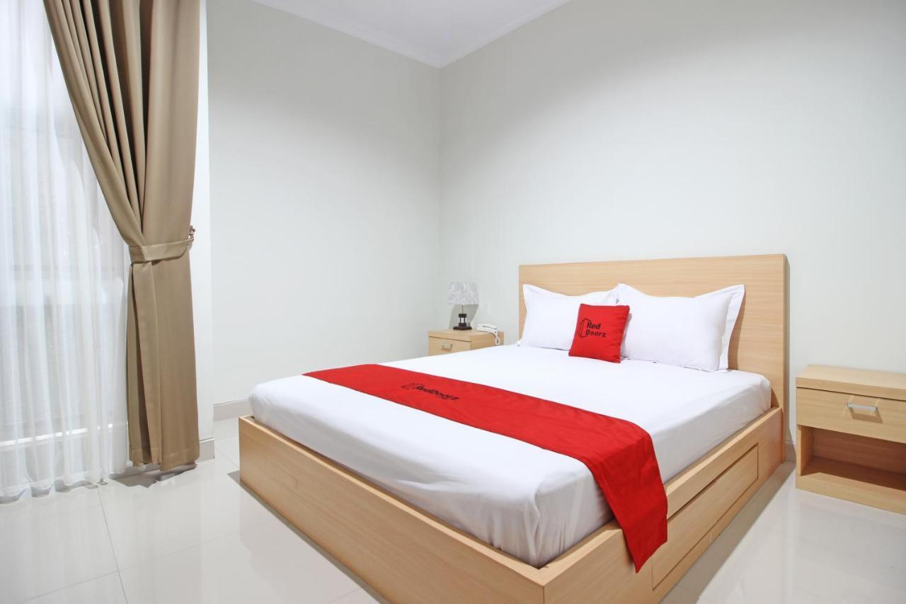 Reddoorz Near Amikom Yogyakarta Salakan Exterior photo